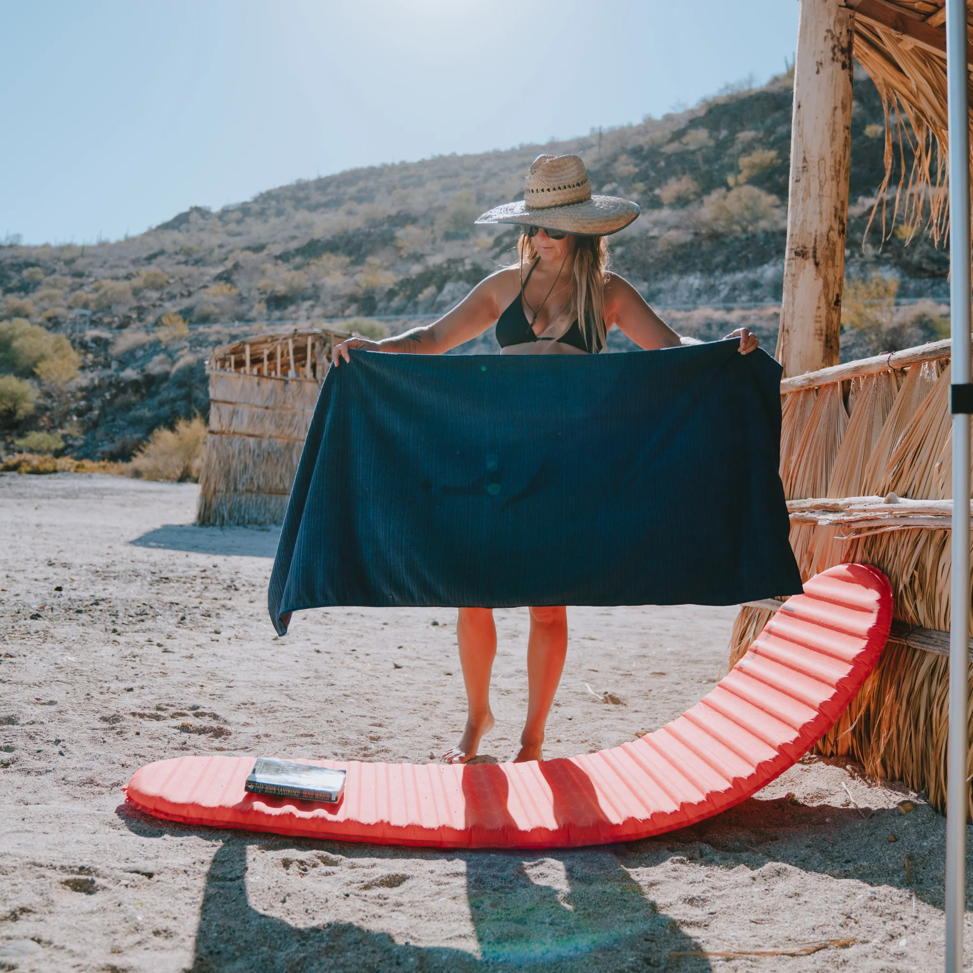 Packtowl - Luxe Beach Microfibre Towel Recycled - Image 2